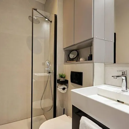 Newcitygem! Enjoy Sunsets@bright&modern 1br *